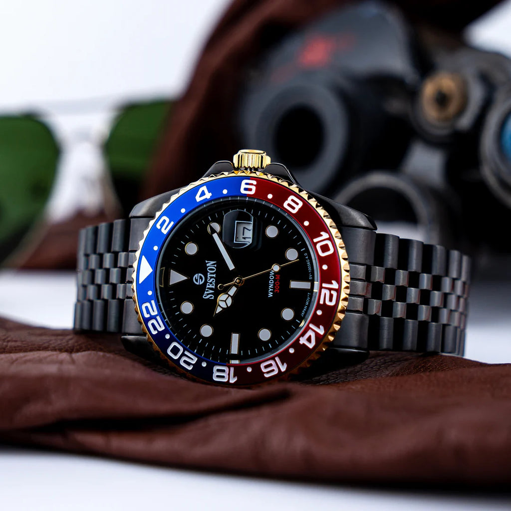Luxury Stainless Steel Men’s Watch – GMT Style, Waterproof 300M | Wrist Feel